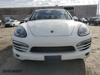 2011 Porsche Cayenne with VIN WP1AA2A20BLA05552, listed as a Copart auction lot 43316885 with 157,341 mi miles and Clean Title. Bid and sale history available at carsss.com. Image 5.
