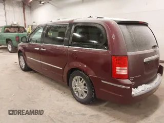2009 Chrysler Town & Country Limited with VIN 2A8HR64X89R542770, listed as a IAAI auction lot 41276841 with 211,499 mi miles. Bid and sale history available at carsss.com. Image 3.
