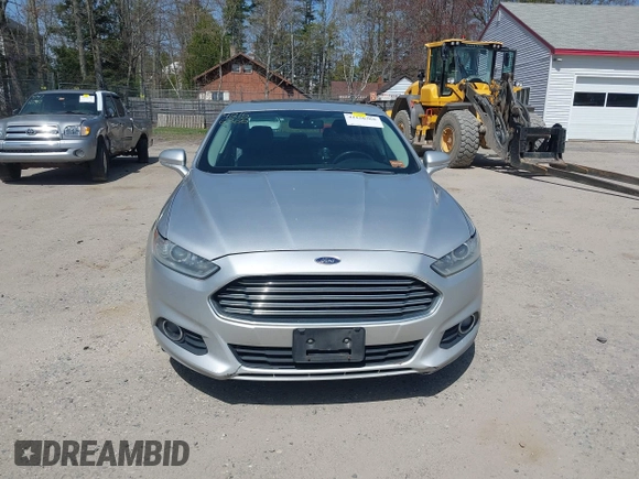 2013 Ford Fusion SE Hybrid with VIN 3FA6P0LU7DR196888, listed as a IAAI auction lot 42156366 with 393,358 mi miles. Bid and sale history available at carsss.com. Image 13.