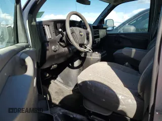 2012 Chevrolet Express Passenger 1LT z VIN 1GAZGYFG6C1134377, wystawiony jako Copart lot #75669234 z przebiegiem Nie podano mil oraz Nie do naprawy • Non repairable. Historia ofert i sprzedaży dostępna na DreamBid. Obrazek 7.