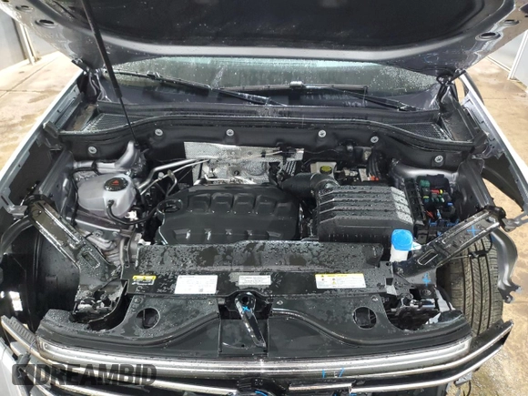 2025 Volkswagen Atlas SE with VIN 1V2HR2CA9SC535384, listed as a Copart auction lot 62152365 with 14,535 mi miles and Clean title. Bid and sale history available at DreamBid. Image 12.