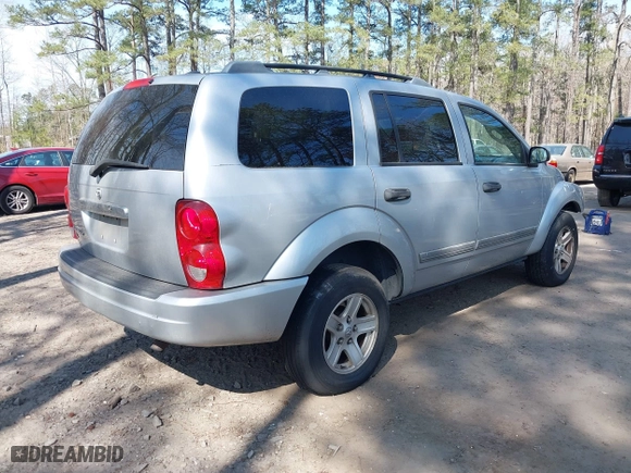 2005 Dodge Durango SLT with VIN 1D4HD48N95F524639, listed as a IAAI auction lot 41909402 with 160,124 mi miles. Bid and sale history available at carsss.com. Image 4.