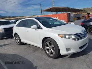 2009 Toyota Venza with VIN 4T3ZK11A69U013522, listed as a IAAI auction lot 41609168 with 112,005 mi miles. Bid and sale history available at carsss.com. Image 1.