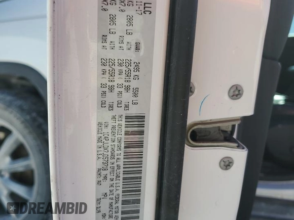 2018 Jeep Cherokee Limited z VIN 1C4PJLDX7JD573718, wystawiony jako Copart lot #83295024 z przebiegiem 102 479 mil mil oraz Nie do naprawy • Non repairable. Historia ofert i sprzedaży dostępna na DreamBid. Obrazek 15.
