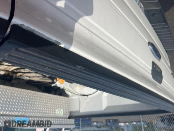 2013 Ford F-150 XL с VIN 1FTFX1EF1DKE89253, выставлен на аукционе IAAI как лот 42575807 с пробегом 211 037 миль миль и . История ставок и продаж доступна на DreamBid. Изображение 10.
