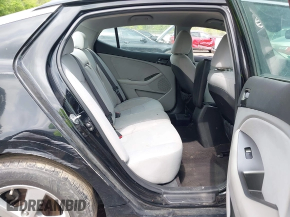 2011 Kia Optima LX with VIN KNAGM4A77B5061287, listed as a IAAI auction lot 42091138 with 223,955 mi miles and . Bid and sale history available at DreamBid. Image 8.
