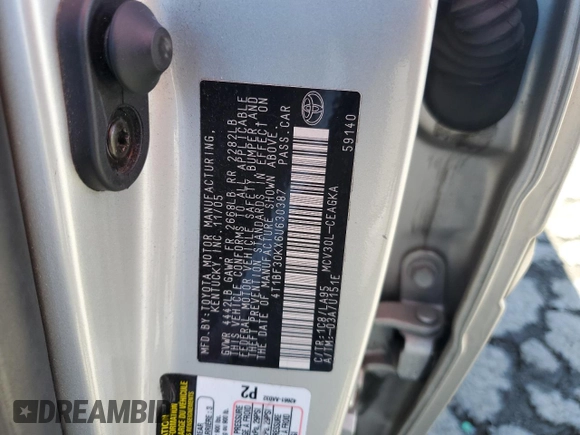 2006 Toyota Camry LE z VIN 4T1BF30KX6U630387, wystawiony jako Copart lot #49624755 z przebiegiem 232 568 mil mil oraz Szkoda całkowita • Salvage title. Historia ofert i sprzedaży dostępna na DreamBid. Obrazek 14.