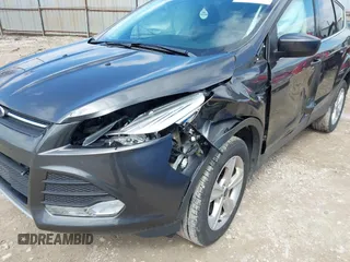 2016 Ford Escape SE z VIN 1FMCU9G92GUC37694, wystawiony jako IAAI lot #41917697 z przebiegiem 78 511 mil mil oraz . Historia ofert i sprzedaży dostępna na DreamBid. Obrazek 6.