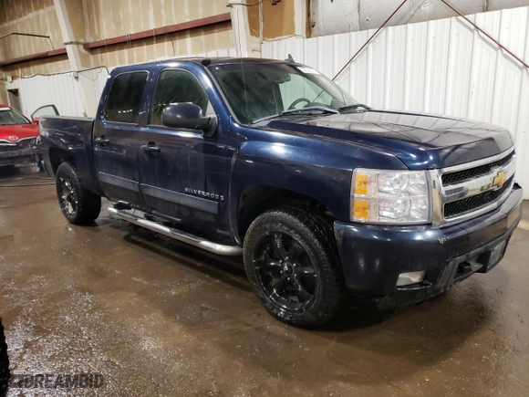 2007 Chevrolet Silverado 1500 LTZ with VIN 2GCEK13M671639695, listed as a Copart auction lot 52032505 with 132,341 mi miles and Salvage Title. Bid and sale history available at carsss.com. Image 4.
