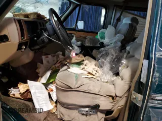 1994 Chevrolet Chevy Van с VIN 1GBEG25K3RF127301, выставлен на аукционе Copart как лот 37240394 с пробегом 128 576 миль миль и На запчасти • Non repairable. История ставок и продаж доступна на DreamBid. Изображение 7.
