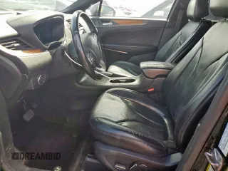 2017 Lincoln MKC Reserve with VIN 5LMCJ3D94HUL52306, listed as a Copart auction lot 61105825 with 131,161 mi miles and Salvage title. Bid and sale history available at DreamBid. Image 7.