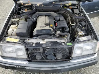 1995 Mercedes-Benz E Class with VIN WDBEA32E0SC180075, listed as a Copart auction lot 78734204 with 268,276 mi miles and Clean Title. Bid and sale history available at carsss.com. Image 11.