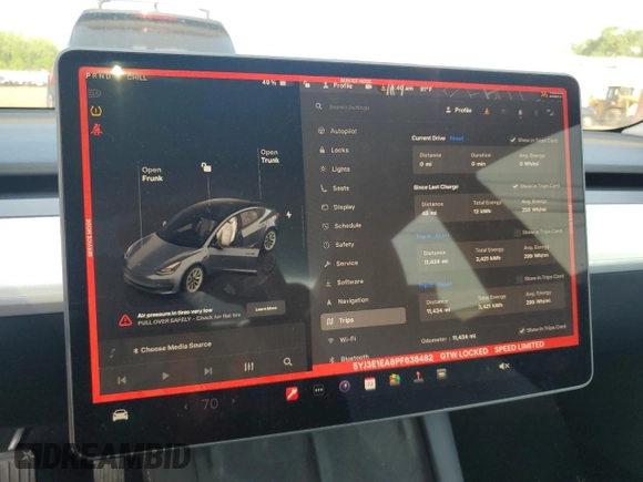 2023 Tesla Model 3 с VIN 5YJ3E1EA8PF638482, выставлен на аукционе Copart как лот 61992515 с пробегом 11 434 миль миль и Списание • Salvage title. История ставок и продаж доступна на DreamBid. Изображение 9.