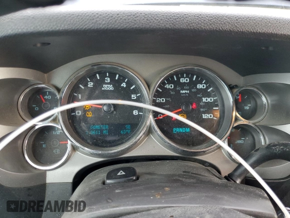 2010 GMC Sierra 1500 with VIN 3GTRCVE38AG273277, listed as a Copart auction lot 46154135 with 320,611 mi miles and Salvage Title. Bid and sale history available at DreamBid. Image 9.