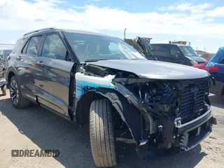 2025 Ford Explorer с VIN 1FMUK8HH4SGB61459, выставлен на аукционе IAAI как лот 42781280 с пробегом 3 374 миль миль и . История ставок и продаж доступна на DreamBid. Изображение 1.