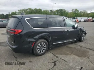 2023 Chrysler Pacifica Hybrid Limited с VIN 2C4RC1S71PR630575, выставлен на аукционе Copart как лот 55826955 с пробегом 45 381 миль миль и Списание • Salvage title. История ставок и продаж доступна на DreamBid. Изображение 3.