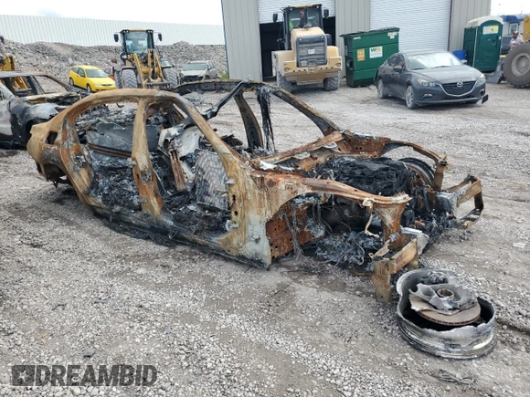 2017 BMW 7 Series 740i xDrive with VIN WBA7E4C50HGU99252, listed as a Copart auction lot 73102714 with 0 mi miles and Non Repairable. Bid and sale history available at carsss.com. Image 4.