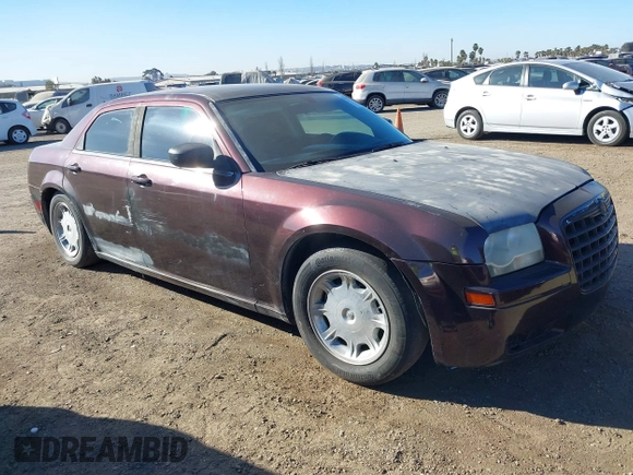 2005 Chrysler 300 with VIN 2C3JA43R05H539602, listed as a IAAI auction lot 41335192 with 1 mi miles. Bid and sale history available at carsss.com. Image 1.