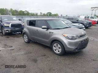 2014 Kia Soul with VIN KNDJN2A20E7003030, listed as a IAAI auction lot 41933896 with 146,537 mi miles. Bid and sale history available at carsss.com. Image 1.