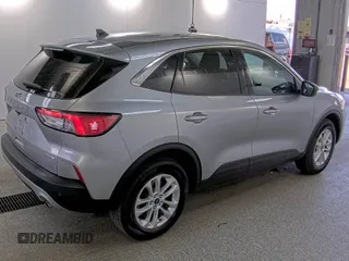 2022 Ford Escape SE z VIN 1FMCU9G66NUB33504, wystawiony jako IAAI lot #42748133 z przebiegiem 74 338 mil mil oraz . Historia ofert i sprzedaży dostępna na DreamBid. Obrazek 9.