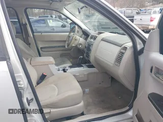 2008 Mercury Mariner z VIN 4M2CU81Z78KJ42675, wystawiony jako IAAI lot #41594565 z przebiegiem 151 183 mil mil oraz . Historia ofert i sprzedaży dostępna na DreamBid. Obrazek 5.