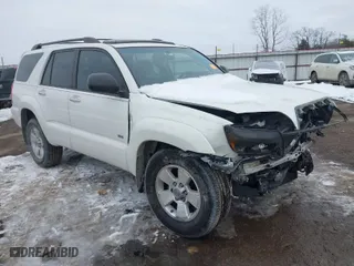 2008 Toyota 4Runner SR5 with VIN JTEZU14R58K015907, listed as a IAAI auction lot 41626302 with 249,278 mi miles. Bid and sale history available at carsss.com. Image 1.