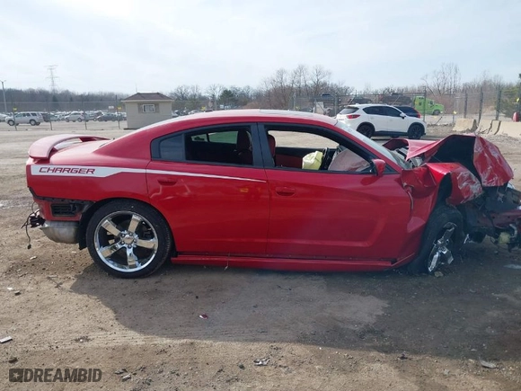 2012 Dodge Charger SXT with VIN 2C3CDXHGXCH135762, listed as a IAAI auction lot 41822515 with NaN miles. Bid and sale history available at carsss.com. Image 14.