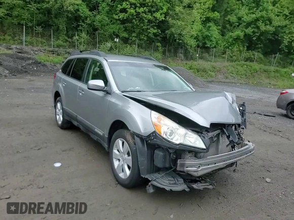 2011 Subaru Outback Premium z VIN 4S4BRBCC1B3352274, wystawiony jako Copart lot #57683785 z przebiegiem 128 169 mil mil oraz Szkoda całkowita • Salvage title. Historia ofert i sprzedaży dostępna na DreamBid. Obrazek 14.