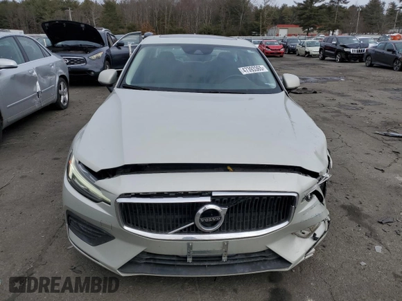 2019 Volvo S60 Momentum with VIN 7JRA22TK8KG006440, listed as a Copart auction lot 47393365 with 97,472 mi miles and Salvage Title. Bid and sale history available at carsss.com. Image 5.