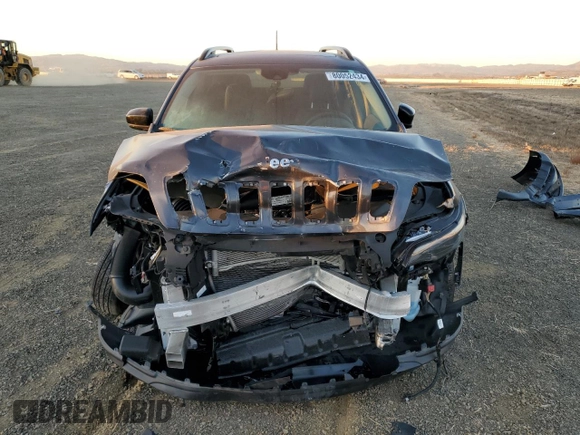 2022 Jeep Cherokee Latitude Lux with VIN 1C4PJMMN1ND535833, listed as a Copart auction lot 80052434 with 19,625 mi miles and Salvage title. Bid and sale history available at DreamBid. Image 5.