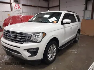 2020 Ford Expedition XLT with VIN 1FMJU1HT1LEA79193, listed as a IAAI auction lot 41301860 with 107,634 mi miles. Bid and sale history available at carsss.com. Image 2.
