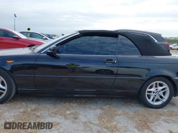 2004 BMW 3 Series 325Ci with VIN WBABW33414PL25483, listed as a IAAI auction lot 40604293 with 1 mi miles. Bid and sale history available at carsss.com. Image 14.