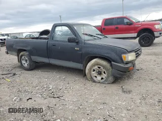 1994 Toyota T100 DX with VIN JT4VD10A8R0017019, listed as a Copart auction lot 86355814 with 194,688 mi miles and Salvage Title. Bid and sale history available at DreamBid. Image 4.