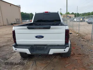 2019 Ford F-250 XL with VIN 1FT7W2BT3KED44329, listed as a IAAI auction lot 42347352 with 90,459 mi miles and . Bid and sale history available at DreamBid. Image 16.