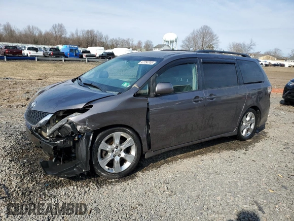 2012 Toyota Sienna SE with VIN 5TDXK3DC9CS265368, listed as a Copart auction lot 47754745 with 169,394 mi miles and Salvage Title. Bid and sale history available at carsss.com. Image 1.