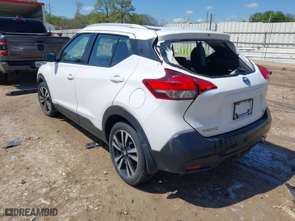2019 Nissan Kicks S with VIN 3N1CP5CU2KL497873, listed as a IAAI auction lot 41859997 with 67,793 mi miles. Bid and sale history available at carsss.com. Image 3.