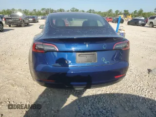 2023 Tesla Model 3 z VIN 5YJ3E1EA9PF712542, wystawiony jako Copart lot #52124295 z przebiegiem 13 154 mil mil oraz Czysty tytuł • Clean title. Historia ofert i sprzedaży dostępna na DreamBid. Obrazek 6.
