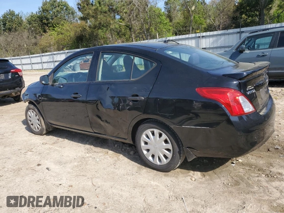 2014 Nissan Versa SV with VIN 3N1CN7AP4EL813230, listed as a Copart auction lot 52454195 with 136,018 mi miles and Clean Title. Bid and sale history available at DreamBid. Image 2.