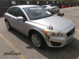 2011 Volvo C30 with VIN YV1672MKXB2197371, listed as a IAAI auction lot 42098912 with 181,787 mi miles. Bid and sale history available at carsss.com. Image 1.