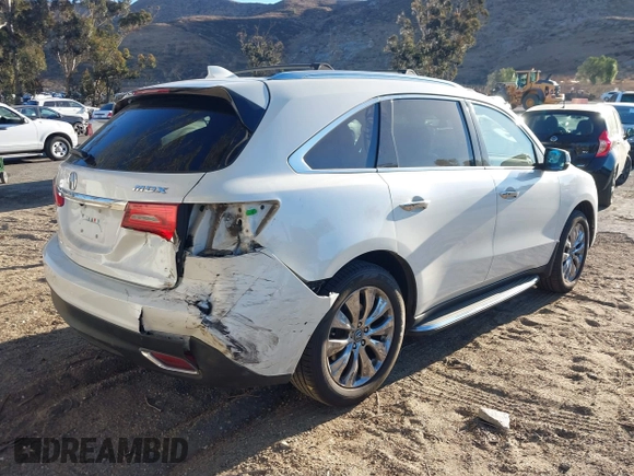 2015 Acura MDX Tech Pkg with VIN 5FRYD3H43FB007615, listed as a IAAI auction lot 41378451 with 141,365 mi miles. Bid and sale history available at carsss.com. Image 4.
