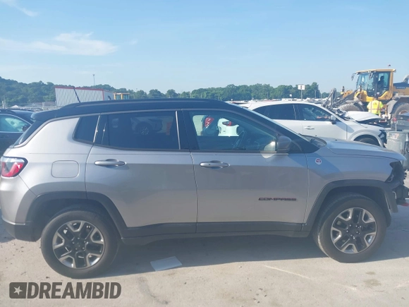 2017 Jeep Compass Trailhawk with VIN 3C4NJDDB3HT624492, listed as a IAAI auction lot 42618883 with 105,140 mi miles and . Bid and sale history available at DreamBid. Image 14.