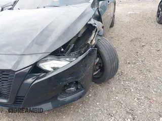 2022 Nissan Altima SR z VIN 1N4BL4CV8NN382308, wystawiony jako IAAI lot #42147379 z przebiegiem 38 225 mil mil oraz . Historia ofert i sprzedaży dostępna na DreamBid. Obrazek 17.
