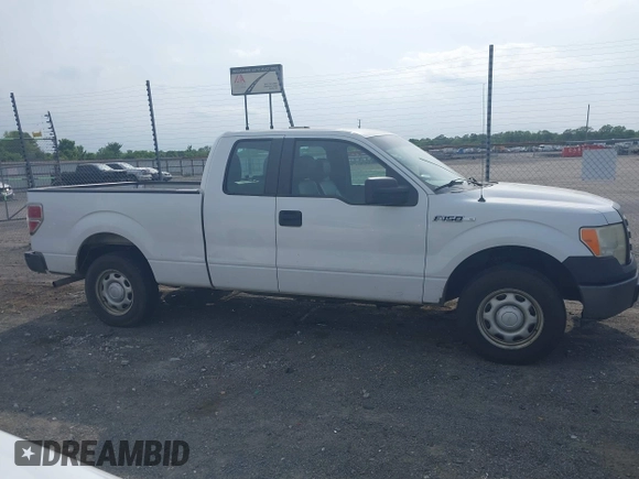 2011 Ford F-150 XL z VIN 1FTEX1CM3BFC22991, wystawiony jako IAAI lot #42134038 z przebiegiem 303 095 mil mil oraz . Historia ofert i sprzedaży dostępna na DreamBid. Obrazek 13.