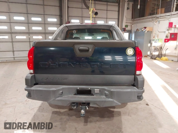 2004 Chevrolet Avalanche Z66 with VIN 3GNEC12T14G257462, listed as a IAAI auction lot 41330403 with 171,295 mi miles and . Bid and sale history available at DreamBid. Image 16.
