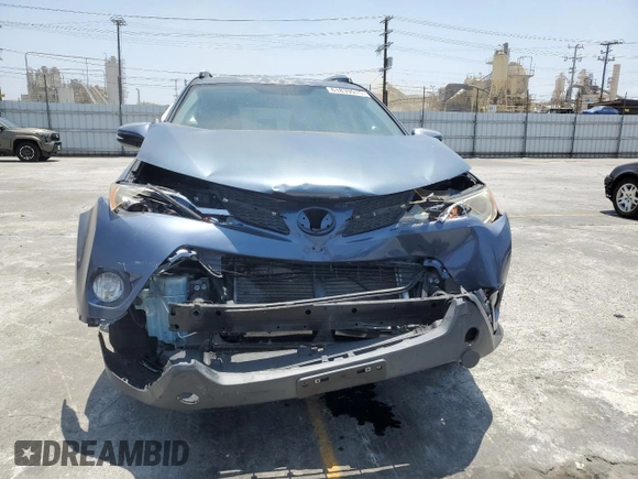 2013 Toyota RAV4 Limited with VIN JTMYFREV5DD002870, listed as a Copart auction lot 61839915 with 147,986 mi miles and Salvage title. Bid and sale history available at DreamBid. Image 5.