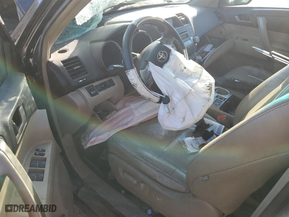 2010 Toyota Highlander SE with VIN 5TDJK3EH8AS030778, listed as a Copart auction lot 43238455 with 0 mi miles and Salvage Title. Bid and sale history available at carsss.com. Image 8.
