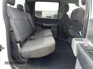 2024 Ford F-250 XL z VIN 1FT7W2BT5REC68882, wystawiony jako IAAI lot #42462526 z przebiegiem 59 686 mil mil oraz . Historia ofert i sprzedaży dostępna na DreamBid. Obrazek 8.