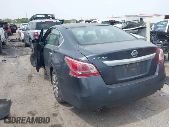 2013 Nissan Altima S with VIN 1N4AL3AP9DN481938, listed as a IAAI auction lot 41885191 with 214,351 mi miles and . Bid and sale history available at DreamBid. Image 3.