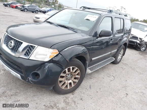 2011 Nissan Pathfinder SV with VIN 5N1AR1NN2BC623525, listed as a IAAI auction lot 41283400 with 189,318 mi miles. Bid and sale history available at carsss.com. Image 2.