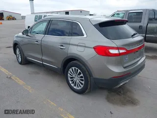 2016 Lincoln MKX Select with VIN 2LMTJ8KR9GBL57397, listed as a IAAI auction lot 42104585 with 286,562 mi miles. Bid and sale history available at carsss.com. Image 3.